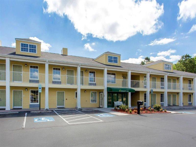 Quality Inn Laurinburg Buitenkant foto