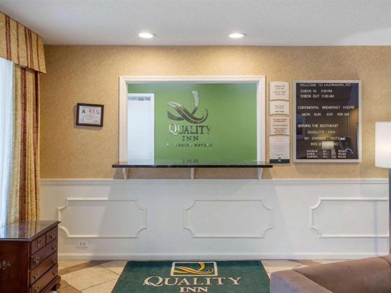 Quality Inn Laurinburg Buitenkant foto