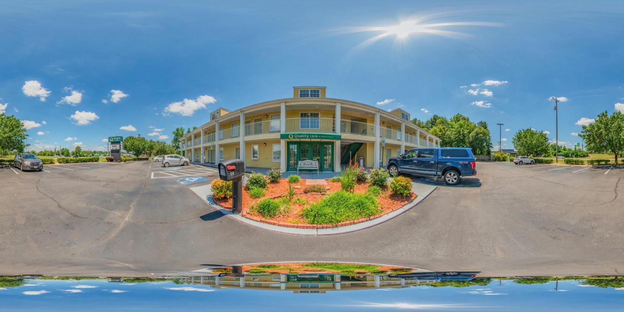 Quality Inn Laurinburg Buitenkant foto