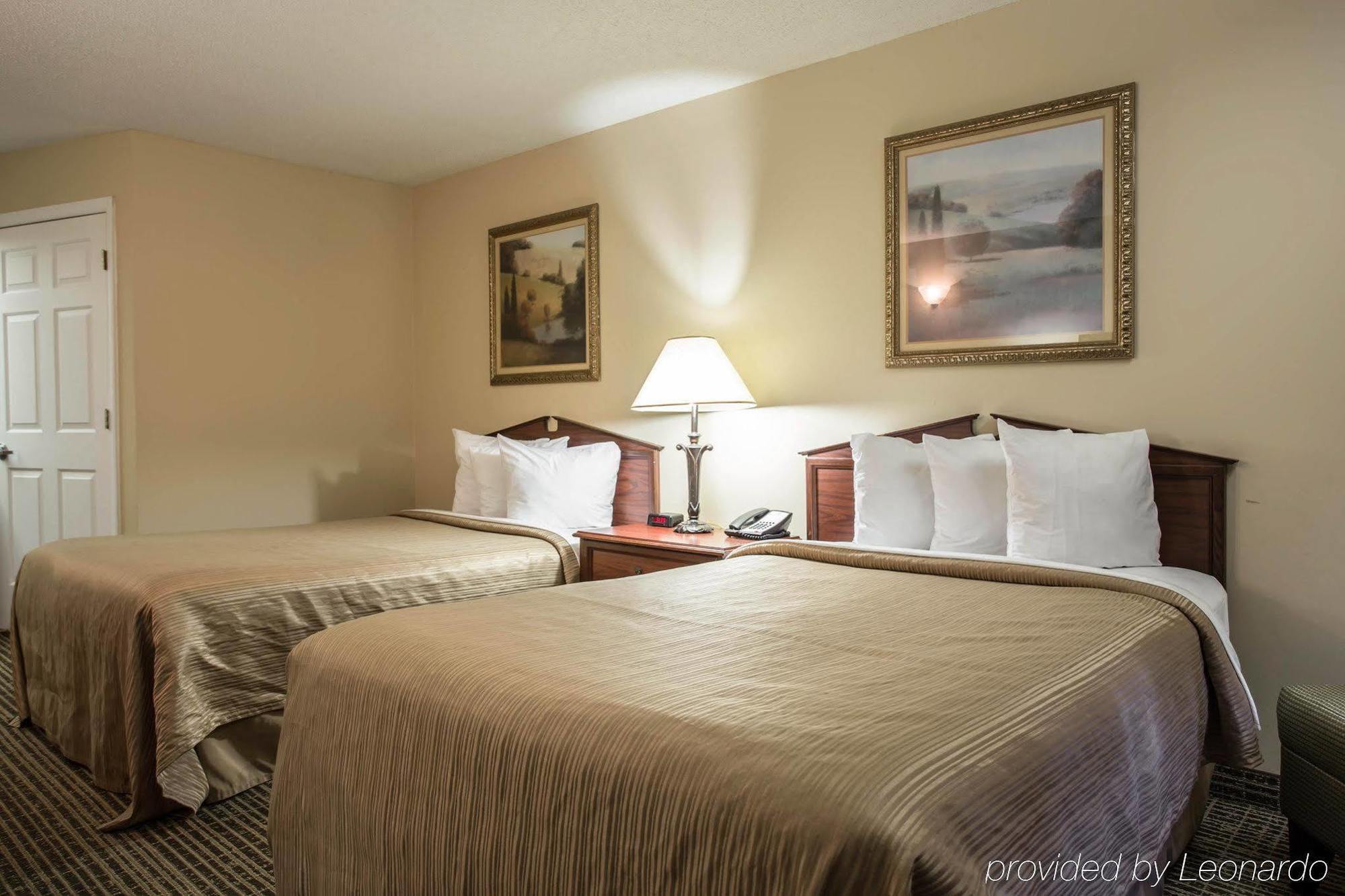 Quality Inn Laurinburg Buitenkant foto