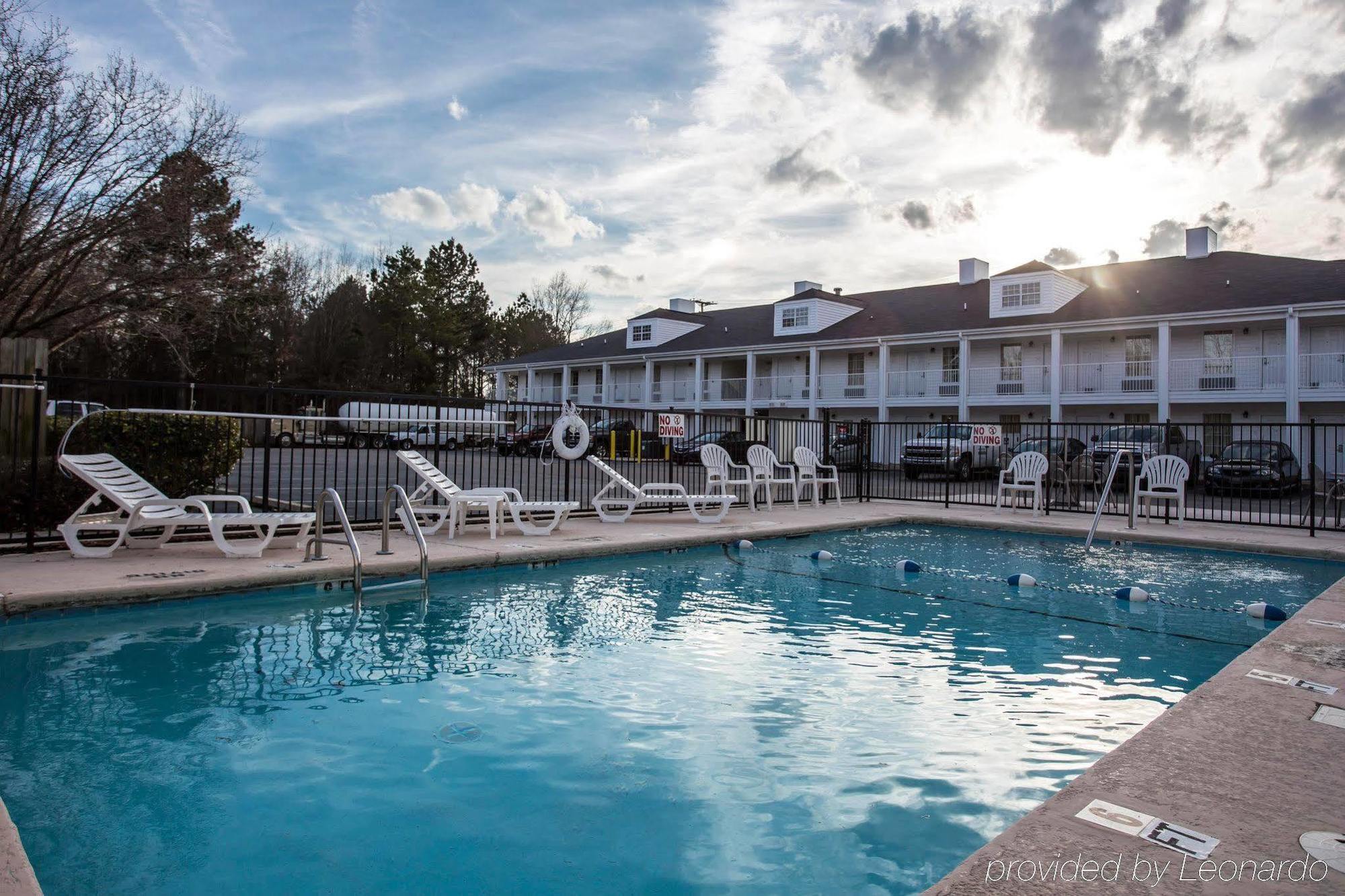 Quality Inn Laurinburg Buitenkant foto