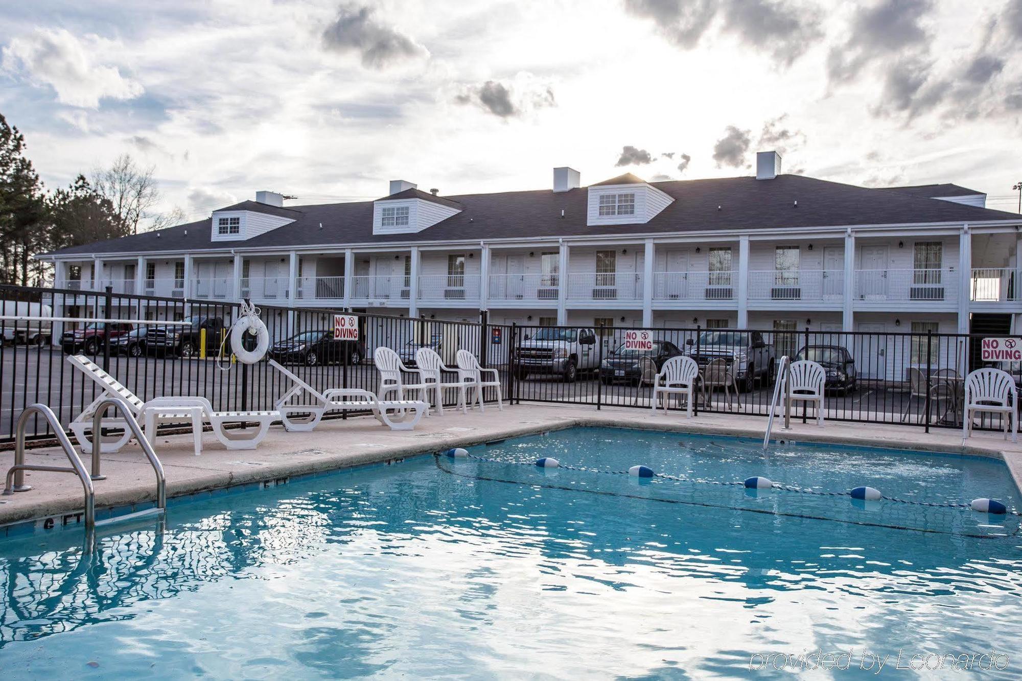Quality Inn Laurinburg Buitenkant foto