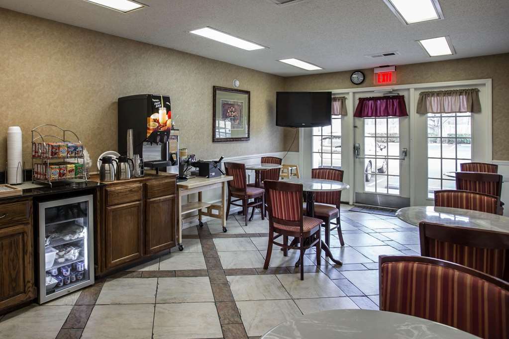Quality Inn Laurinburg Restaurant foto