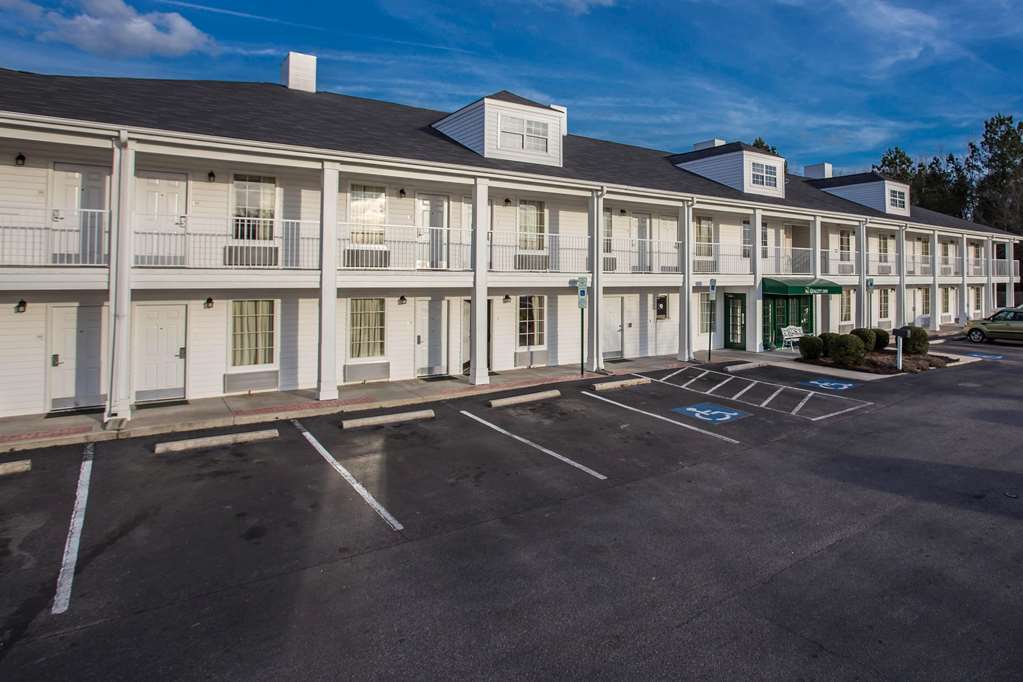 Quality Inn Laurinburg Buitenkant foto